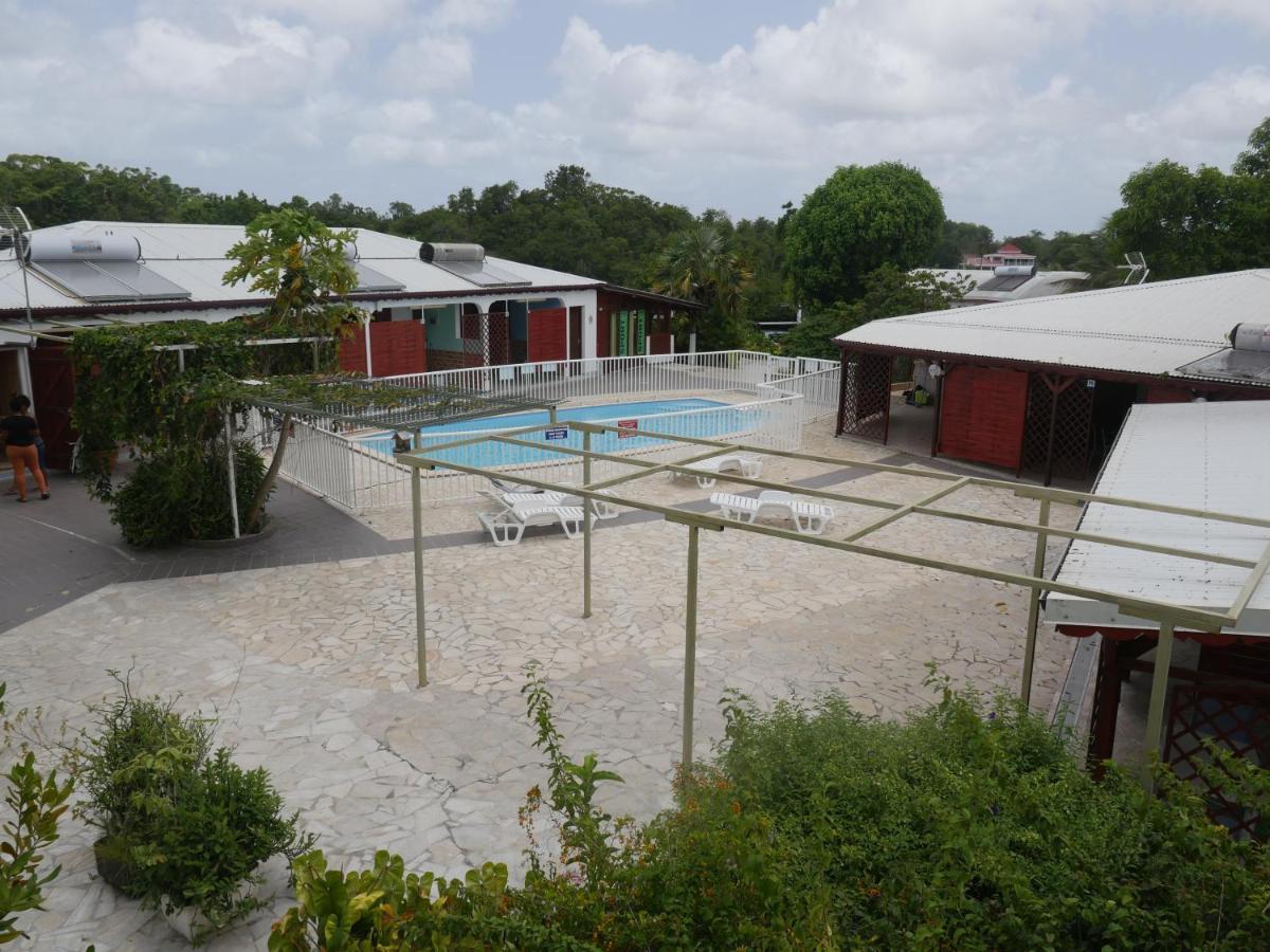 Les Gites De L'Union Les Abymes Exterior foto