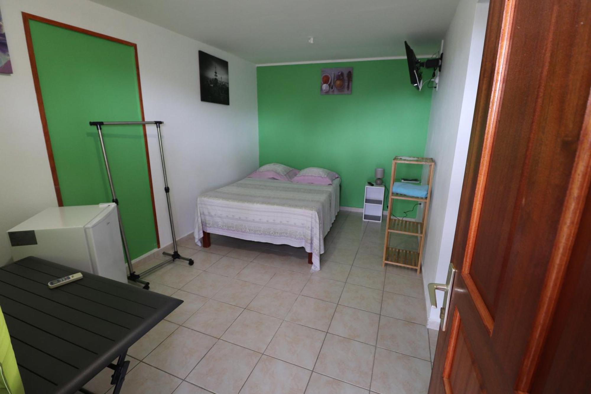 Les Gites De L'Union Les Abymes Habitación foto