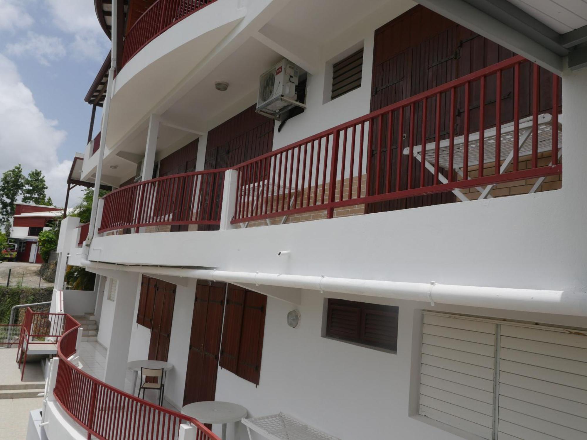 Les Gites De L'Union Les Abymes Habitación foto